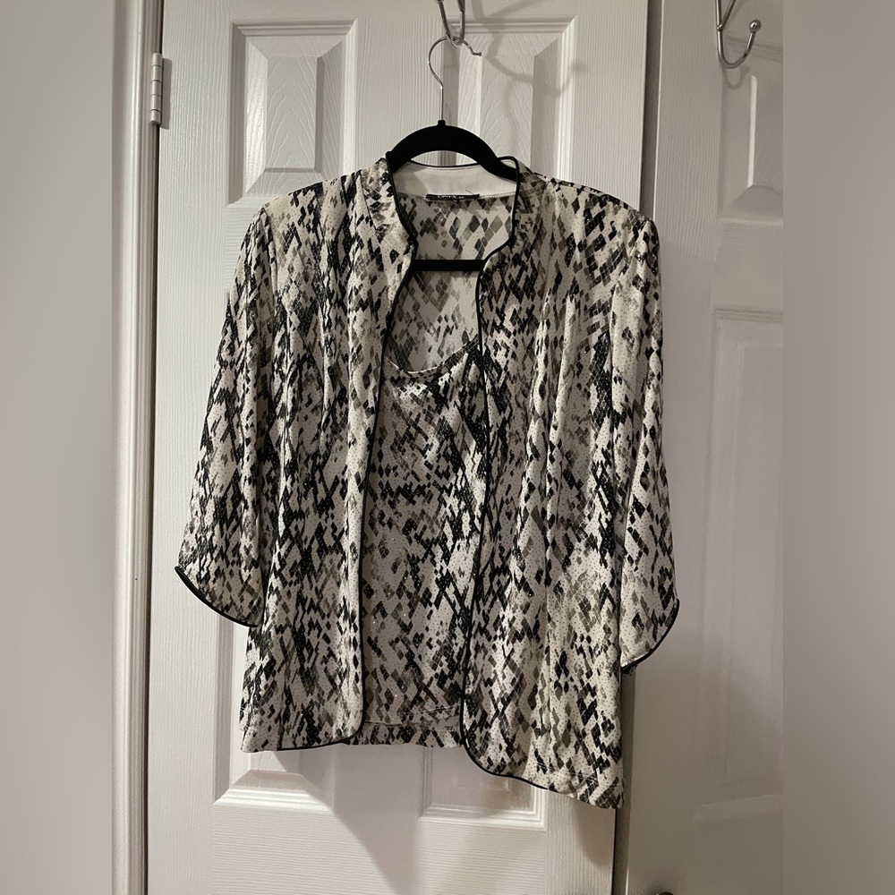 2pc Onix Top Size S NWOT